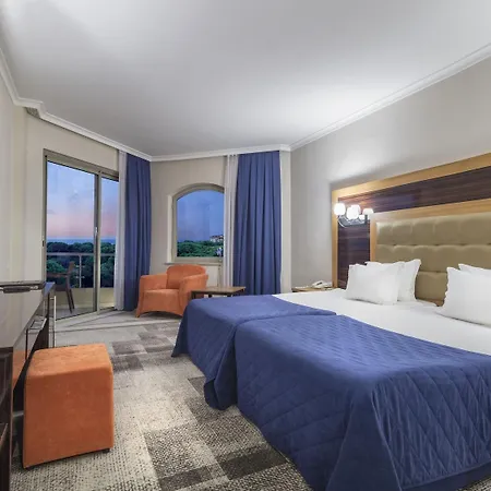 Resort Pine 5*