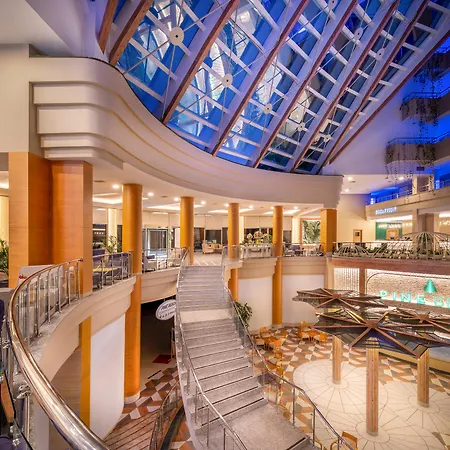 Pine Üdülőközpont 5*