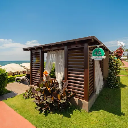 Üdülőközpont Pine Belek