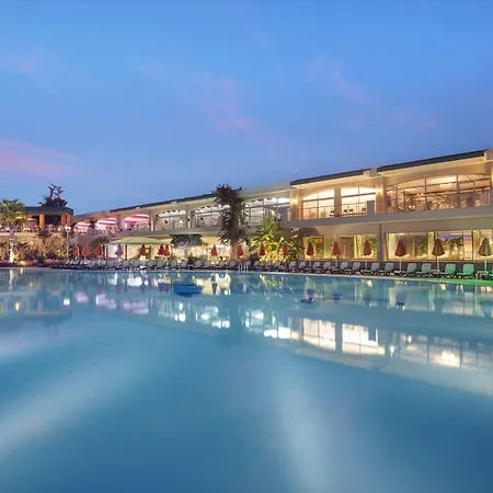 Pine Station touristique Belek