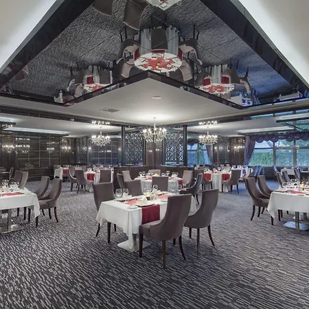 Pine Station touristique 5*